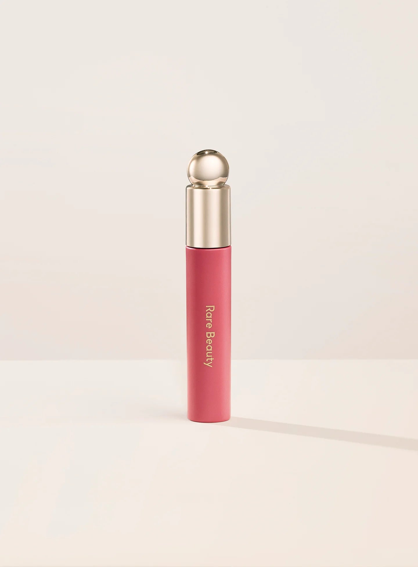 Soft pinch tinted lip oil