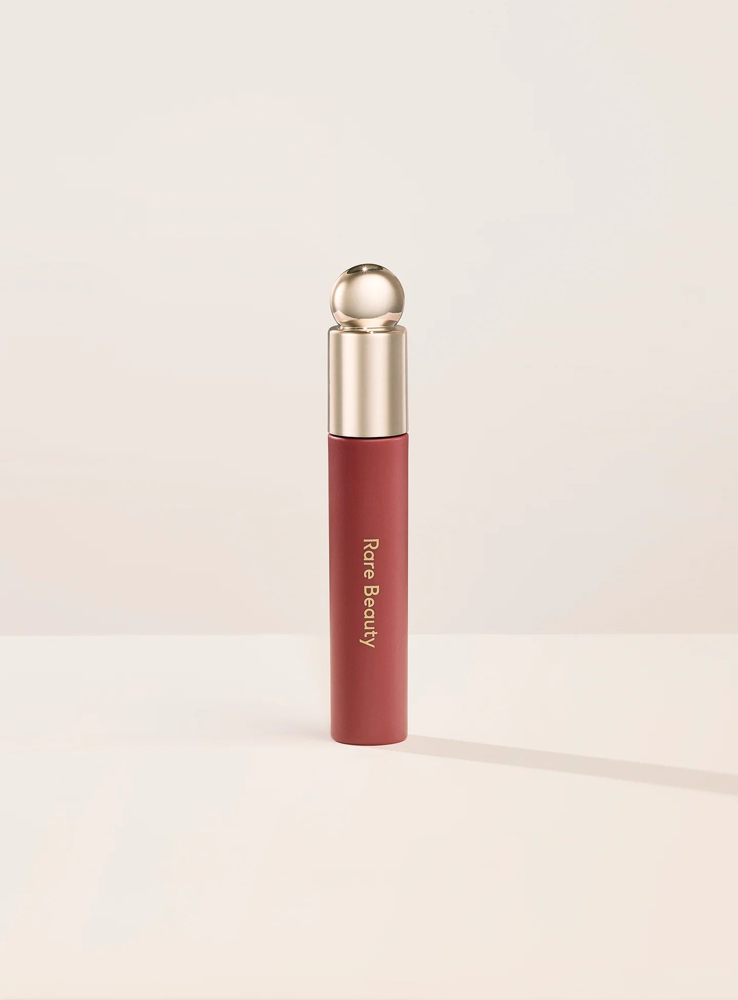 Soft pinch tinted lip oil